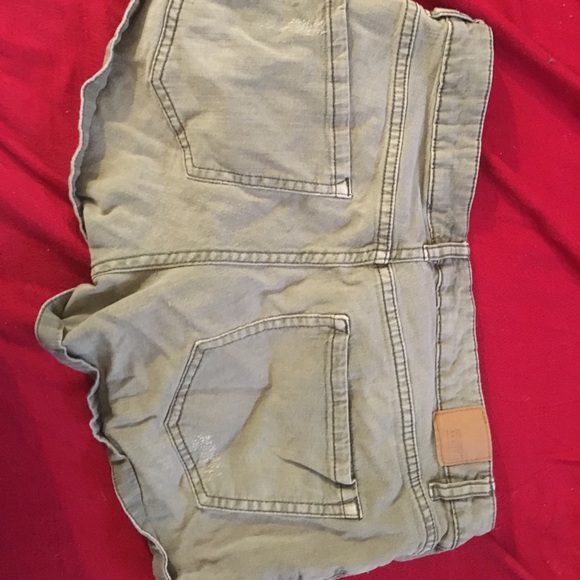 H&M denim shorts , red and green bundle! 15 for 2 - Picture 7 of 8